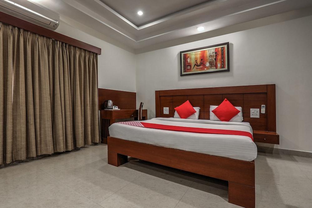 Treebo Trend Hotel Jp Plaza Nampally Hajdarabad Zewnętrze zdjęcie