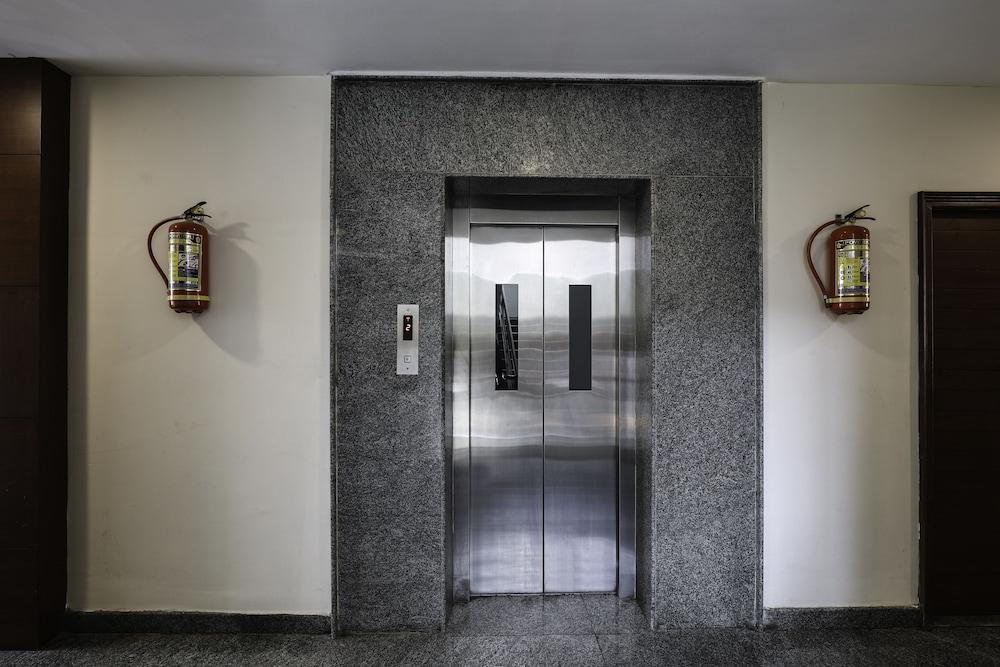 Treebo Trend Hotel Jp Plaza Nampally Hajdarabad Zewnętrze zdjęcie