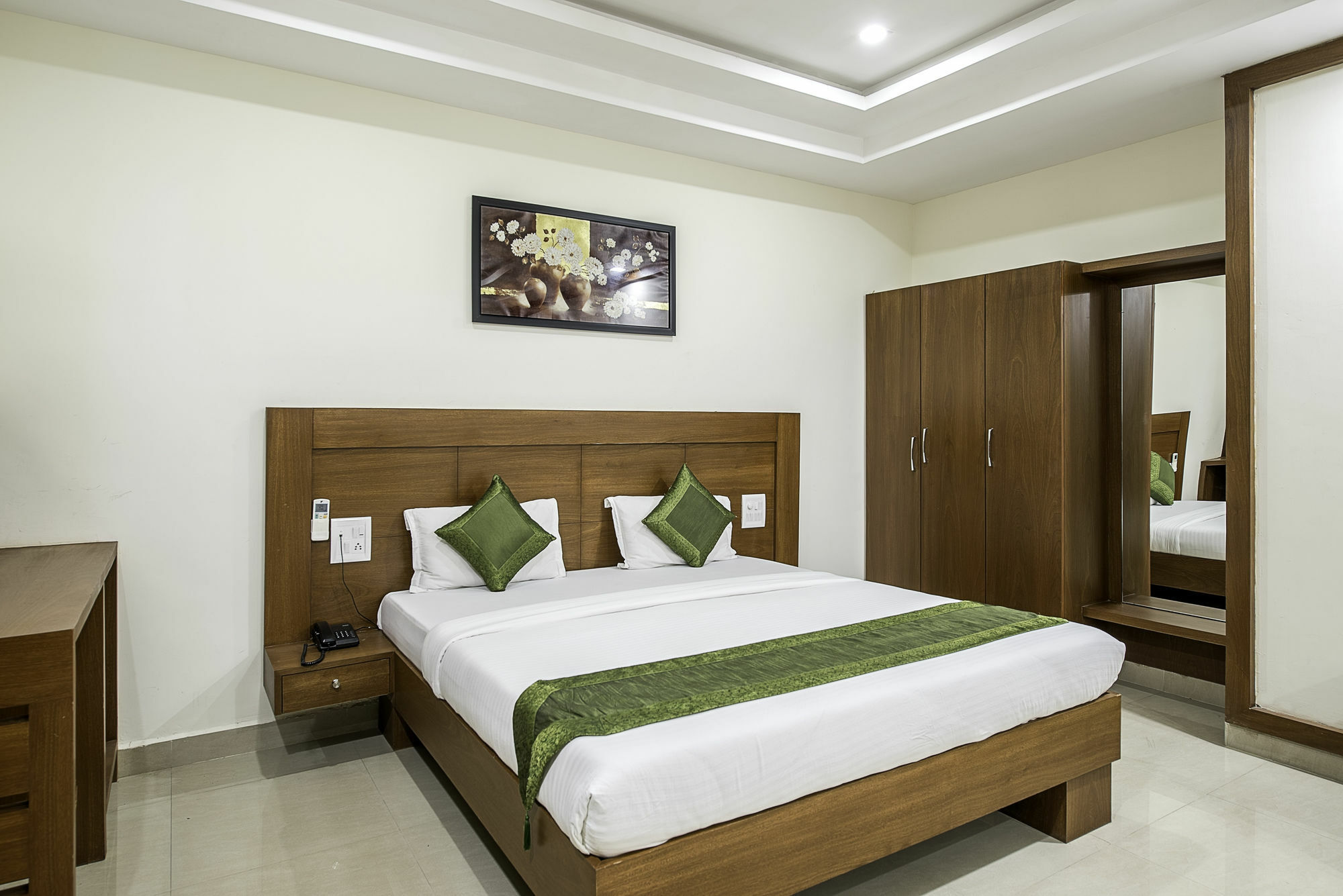 Treebo Trend Hotel Jp Plaza Nampally Hajdarabad Zewnętrze zdjęcie