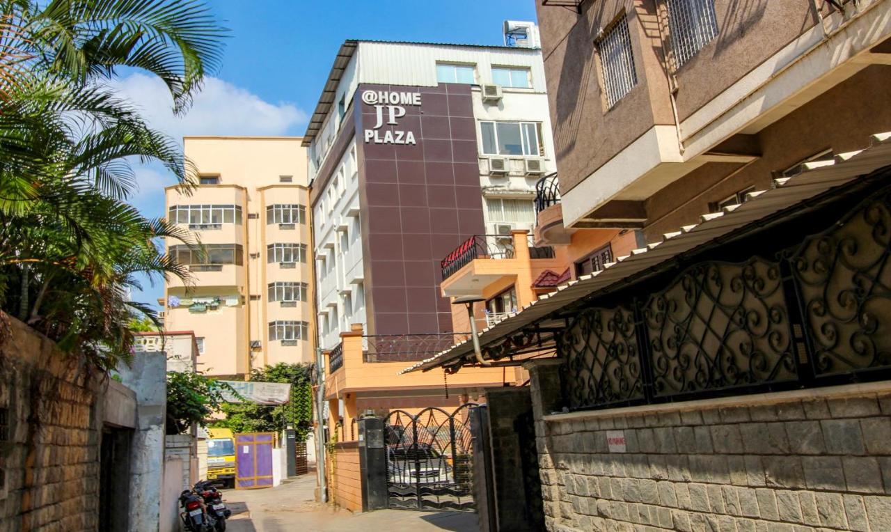 Treebo Trend Hotel Jp Plaza Nampally Hajdarabad Zewnętrze zdjęcie