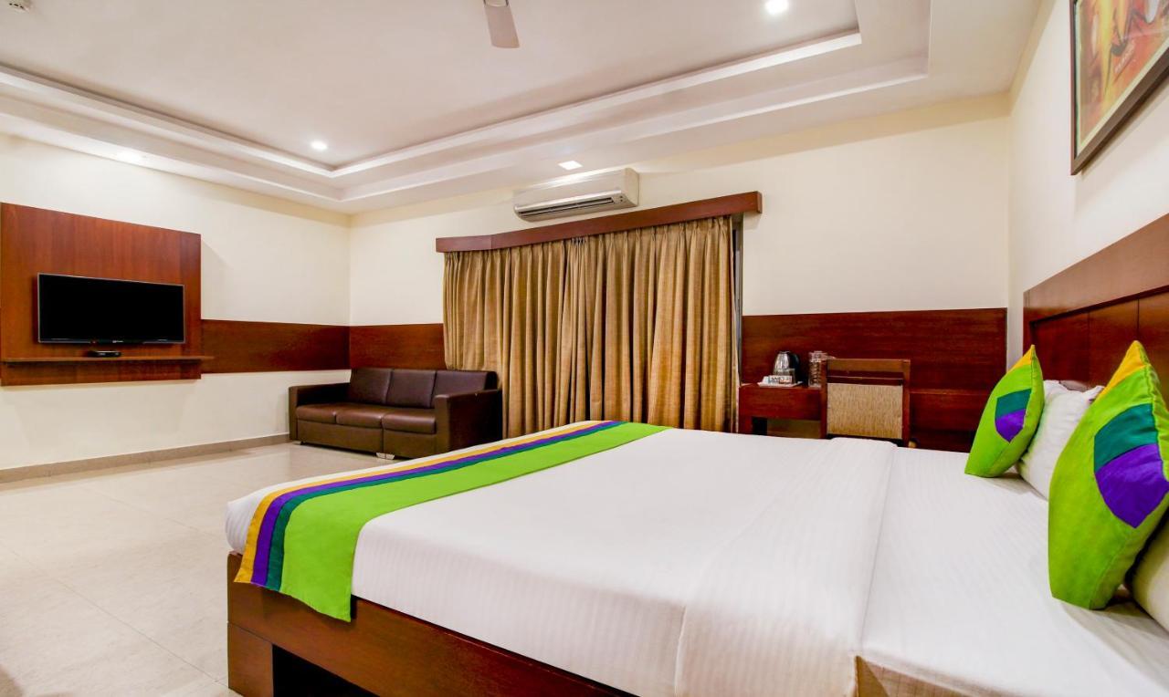 Treebo Trend Hotel Jp Plaza Nampally Hajdarabad Zewnętrze zdjęcie