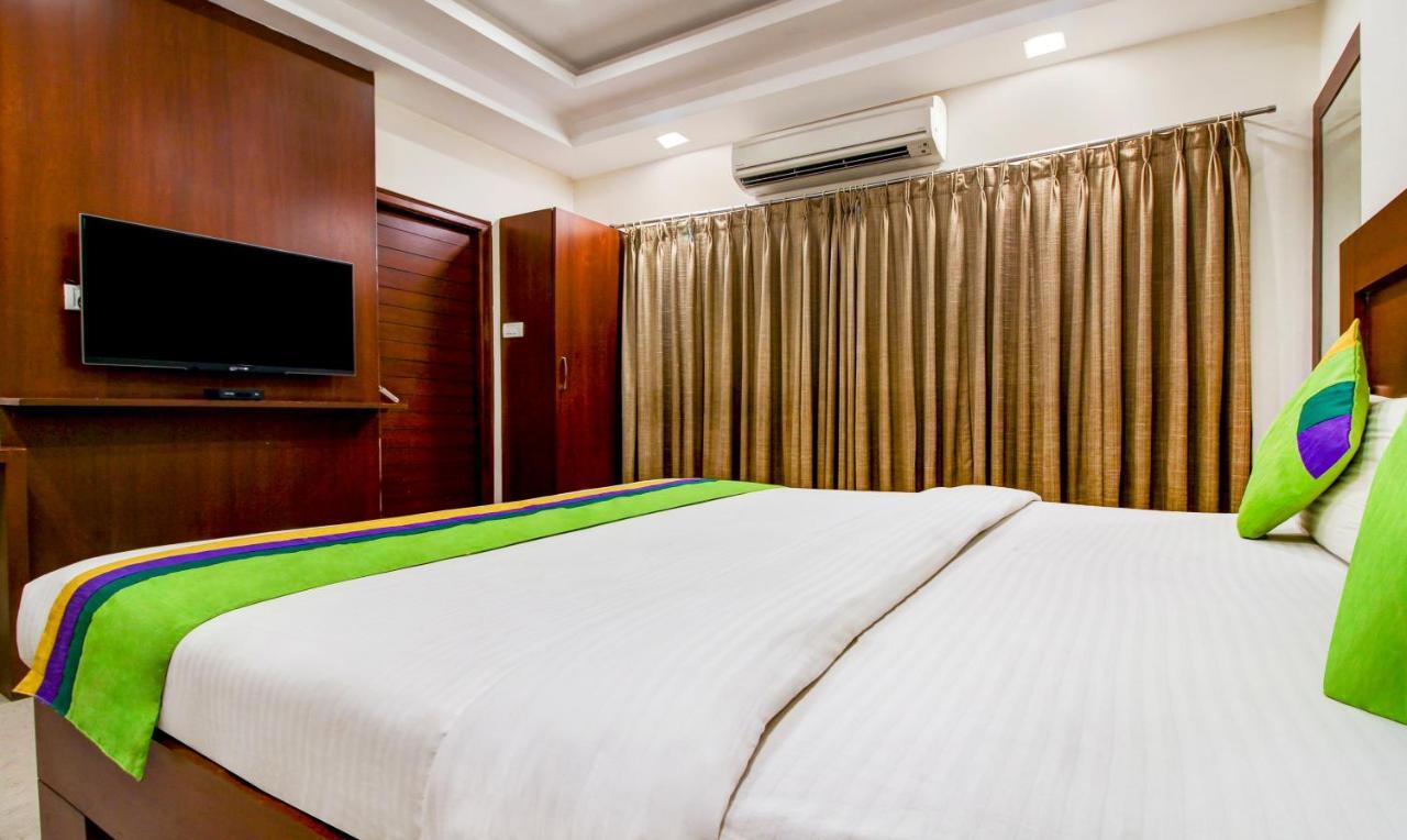 Treebo Trend Hotel Jp Plaza Nampally Hajdarabad Zewnętrze zdjęcie